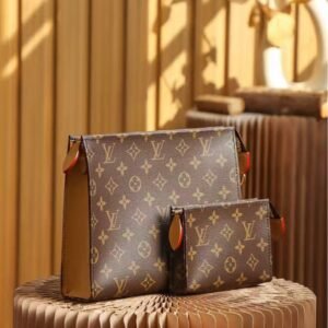 LouisV M47543 Toiletry Pouch on Chain-26x20x3CM (2 set)