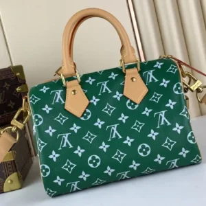 LOUIS VUITTON SPEEDY P9 BANDOULIÈRE 25 Green
