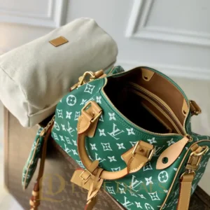 LOUIS VUITTON SPEEDY P9 BANDOULIÈRE 30 M14077 (32*22.5*18cm) Green