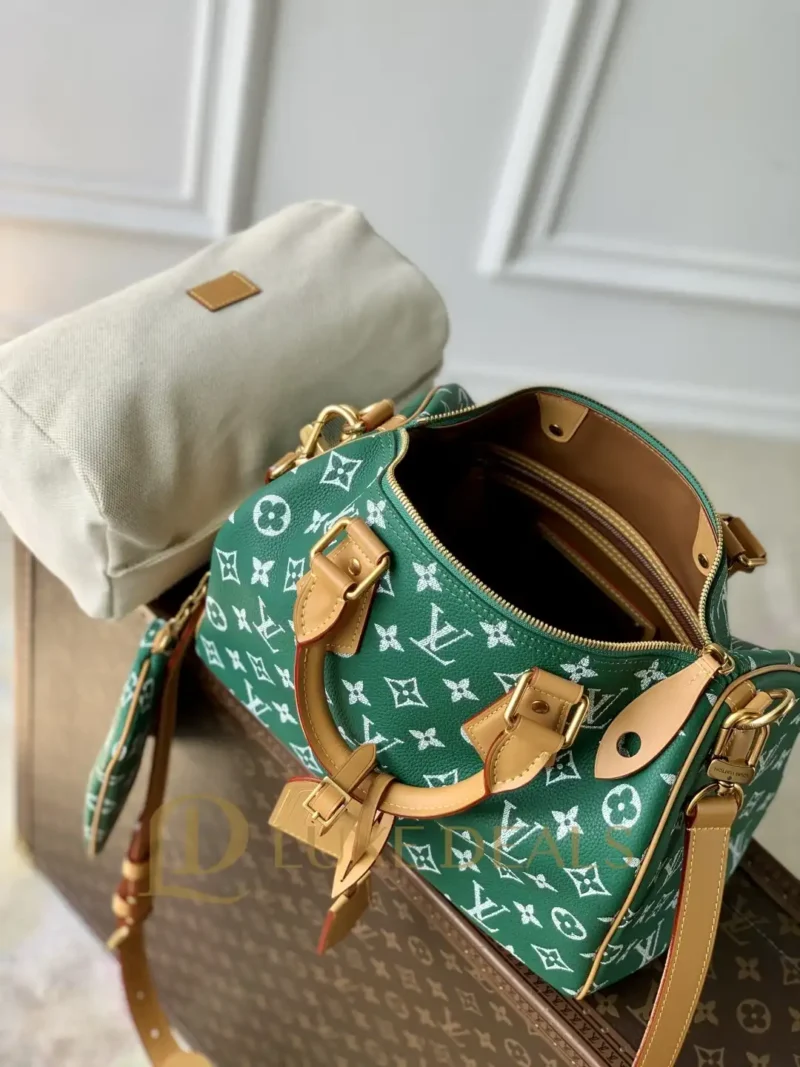 LOUIS VUITTON SPEEDY P9 BANDOULIÈRE 30 M14077 (32*22.5*18cm) Green
