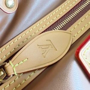 LOUIS VUITTON SPEEDY P9 BANDOULIÈRE 30 M21119（22.5 x 18 x 32 ）Agate Pink