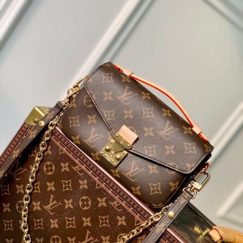 21.5-13_1_.jpg Louis Vuitton Pochette Metis Handbags-21.5*13.5*6CM