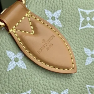 LOUIS VUITTON SPEEDY P9 BANDOULIÈRE 30 M14064 (32*22.5*18cm) Frozen Lime