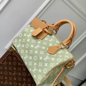 LOUIS VUITTON SPEEDY P9 BANDOULIÈRE 30 M14064 (32*22.5*18cm) Frozen Lime