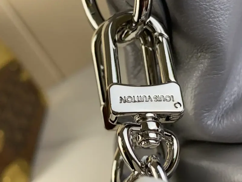 LOUIS VUITTON CARRYALL CARGO PM 33*23*15cm