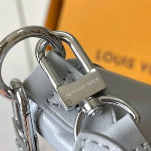 LOUIS VUITTON CARRYALL CARGO PM 33*23*15cm