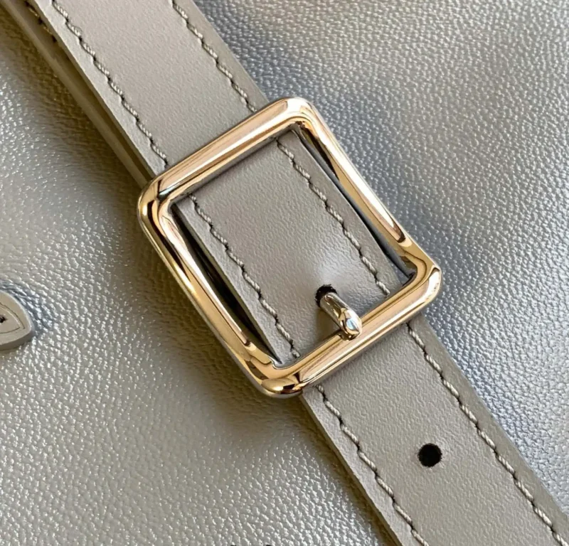 LOUIS VUITTON CARRYALL CARGO PM 33*23*15cm