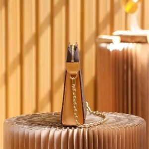 LouisV M47543 Toiletry Pouch on Chain-26x20x3CM (2 set)