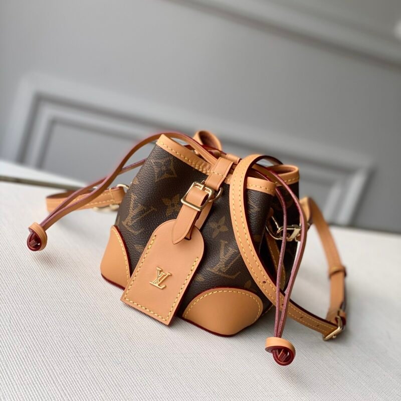 Louis Vuitton Mini Bucket-12*12*12CM