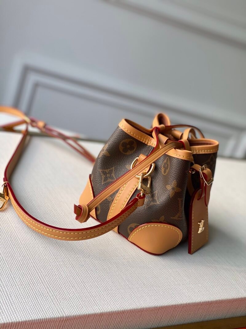 Louis Vuitton Mini Bucket-12*12*12CM