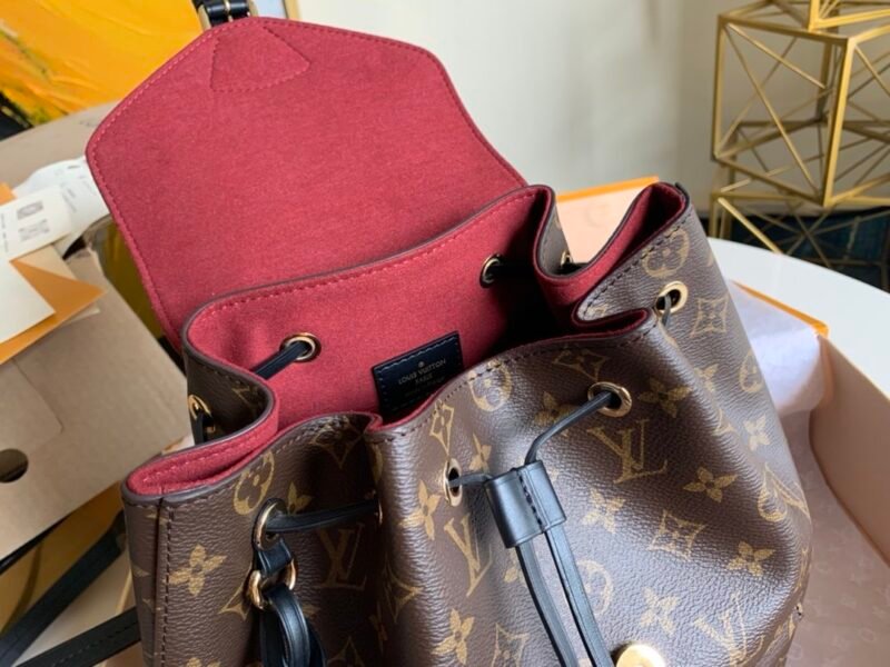 Louis Vuitton Montsouris Backpack-27.5 x 33.0 x 14.CM