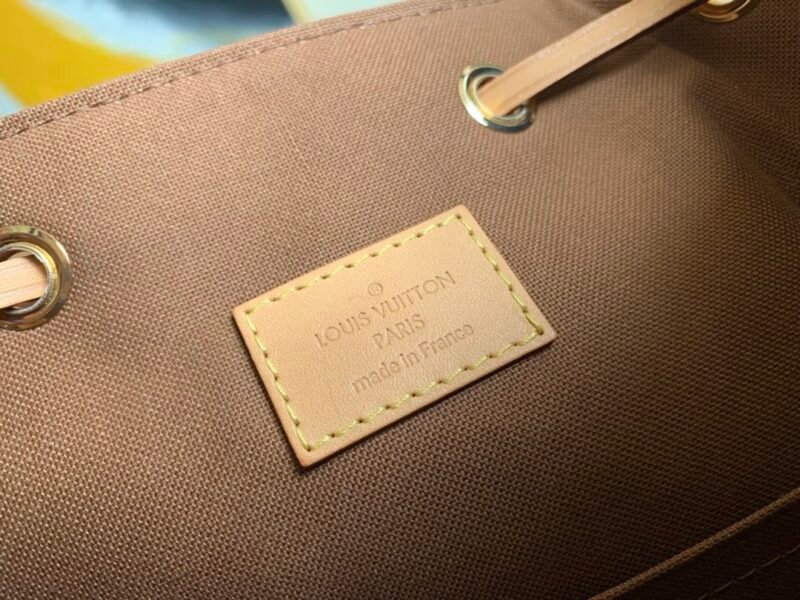 Louis Vuitton Montsouris Backpack-27.5 x 33.0 x 14.CM