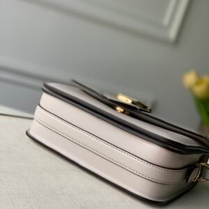 Louis Vuitton Pont 9 Handbags-23*15*8CM