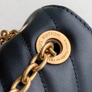 Louis Vuitton New Wave Bag-24x14x9CM