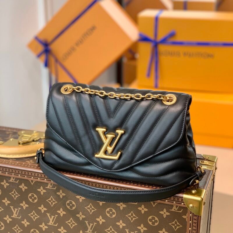 Louis Vuitton New Wave Bag-24x14x9CM