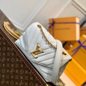 Louis Vuitton New Wave Bag-24x14x9CM