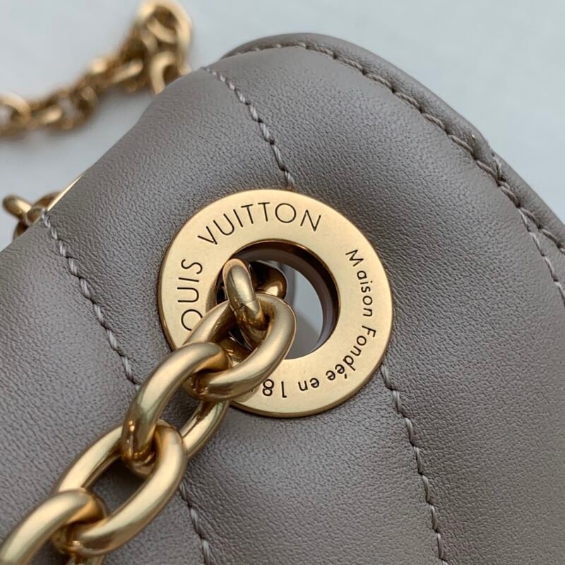Louis Vuitton New Wave Bag-24x14x9CM