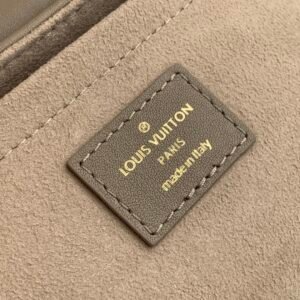 Louis Vuitton New Wave Bag-24x14x9CM