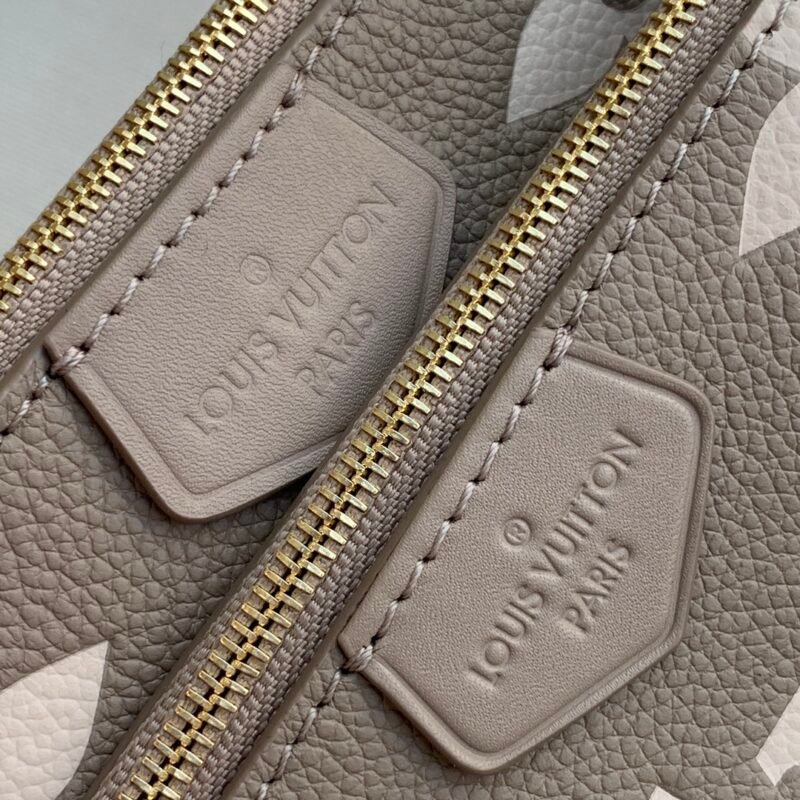 Louis Vuitton Multi Pochette Accessories-24 x 13.5 x 4CM