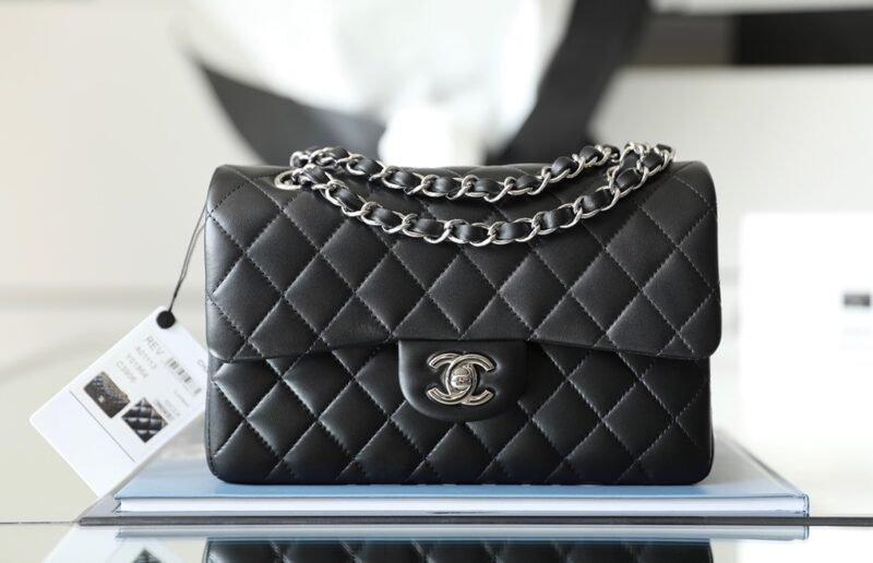 Ch@nel Flap Bag-Lambskin-23CM