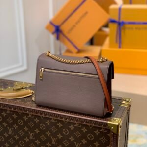 Louis Vuitton M58949 Mylockme BB-22.5 x 17.0 x 5.5CM