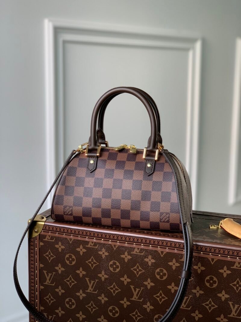 Louis Vuitton Handbags-23*13*14CM