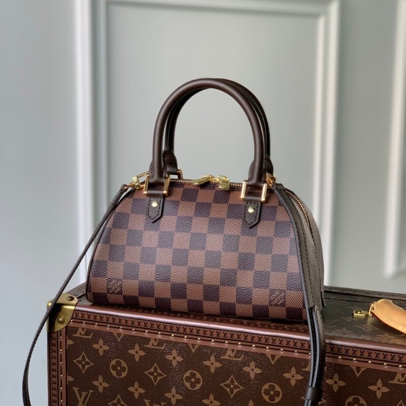 Louis Vuitton Handbags-23*13*14CM