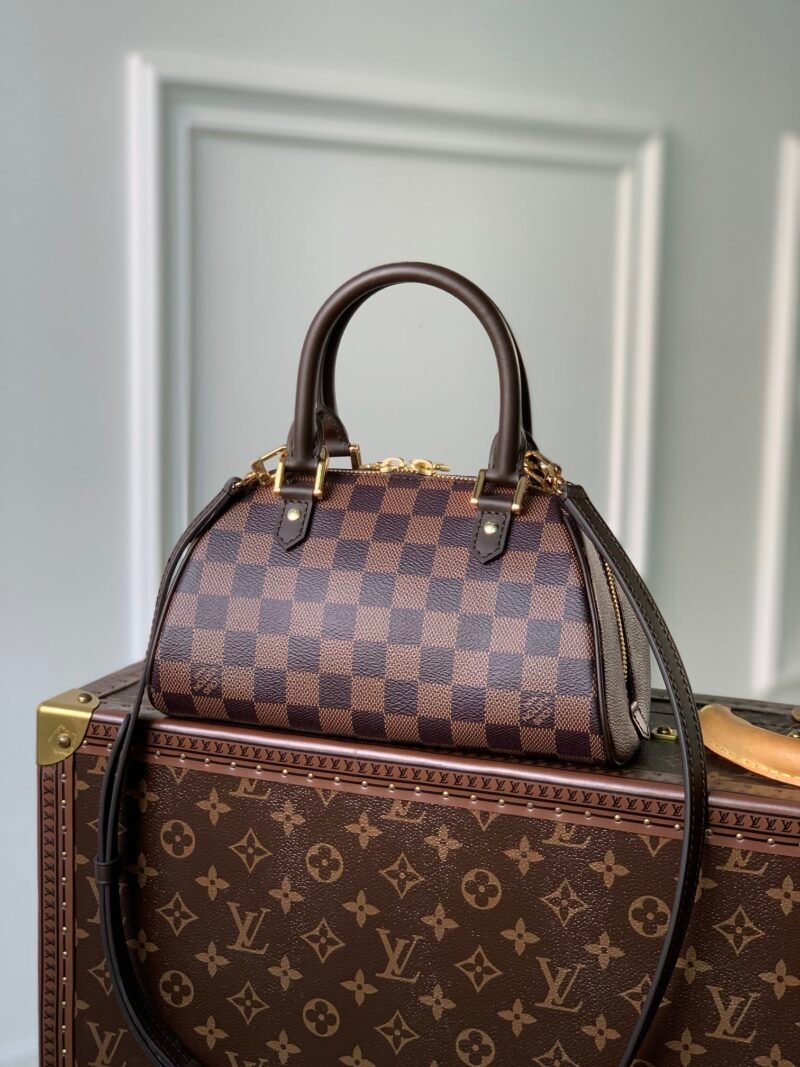 Louis Vuitton Handbags-23*13*14CM