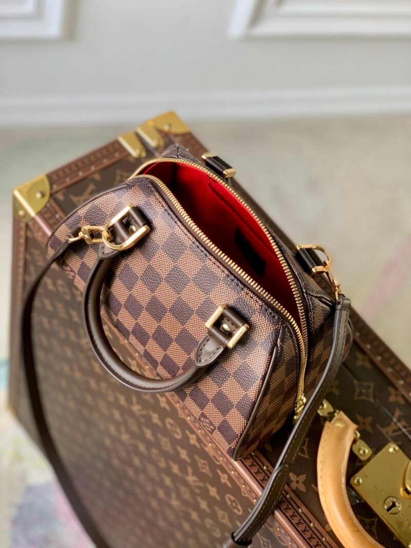 Louis Vuitton Handbags-23*13*14CM
