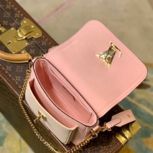 Louis Vuitton Lockme Tender Handbags PM- M58554-19*13*8CM