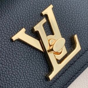 Louis Vuitton Lockme Tender Handbags PM- M58554-19*13*8CM