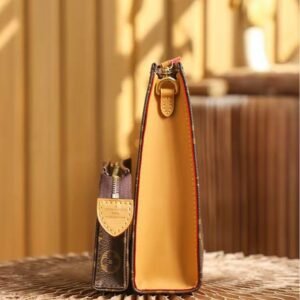 LouisV M47543 Toiletry Pouch on Chain-26x20x3CM (2 set)