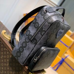 Louis Vuitton Utilitary Backpack M45962-30*42*14CM