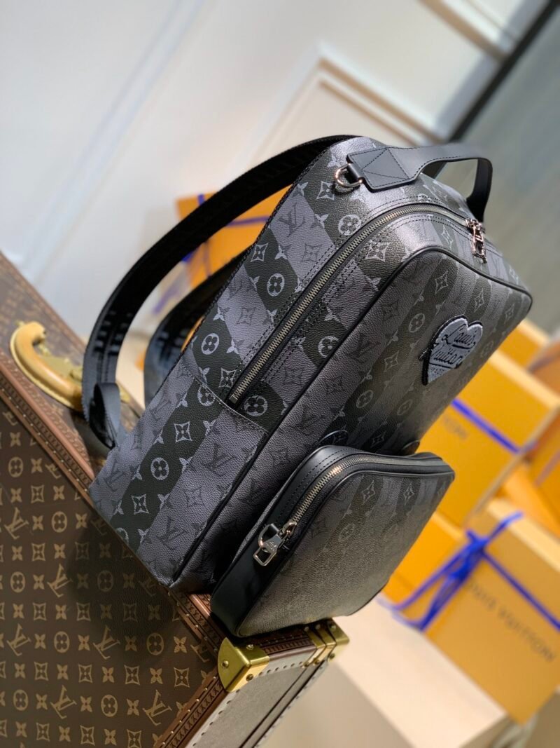 Louis Vuitton Utilitary Backpack M45962-30*42*14CM