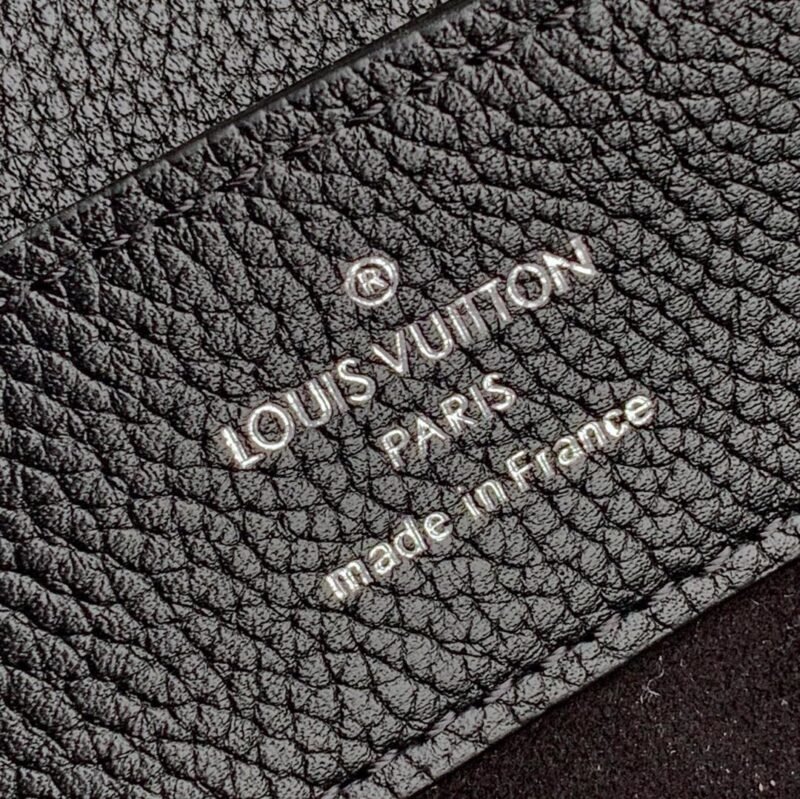 Louis Vuitton Backpack M54573-16*19.4*10CM