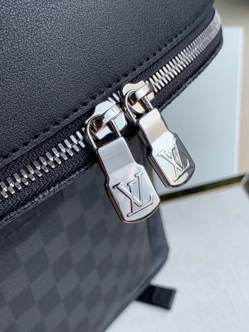 Louis Vuitton Josh Backpack-32*40*13CM