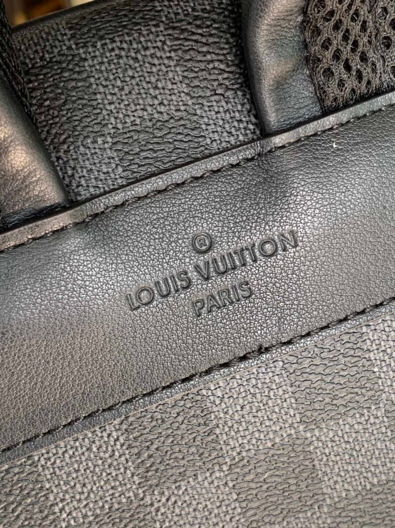 Louis Vuitton Josh Backpack-32*40*13CM