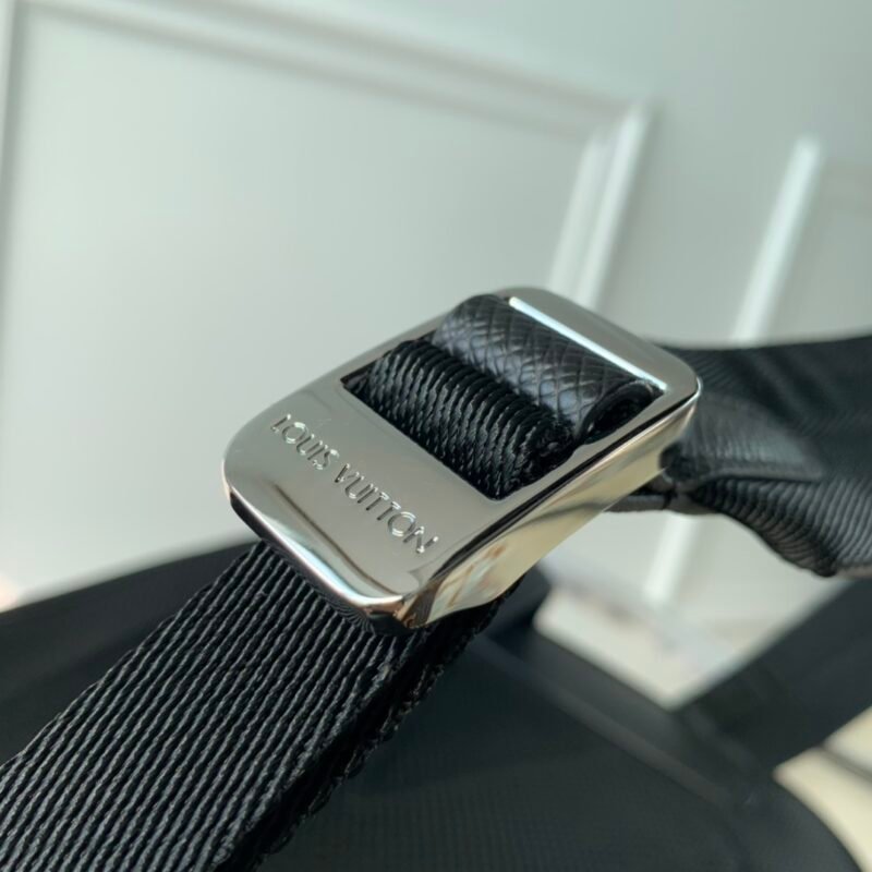 Louis Vuitton Adrian M30857 Backpack-31*39*14CM