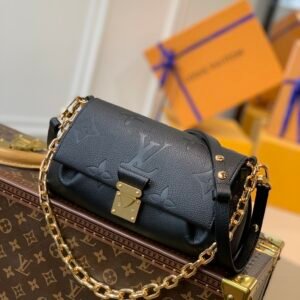 Louis Vuitton Favorite M45819-24 x 14 x 9CM