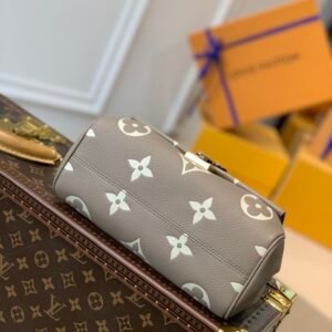 bag-20143432rewrwe_7_.jpg Louis Vuitton Favorite M45819-24 x 14 x 9CM