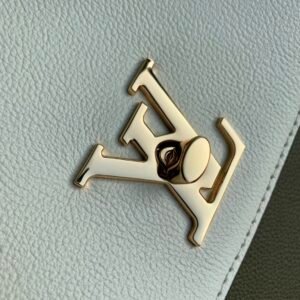 Louis Vuitton Lockme Ever M51395-31*46*17CM