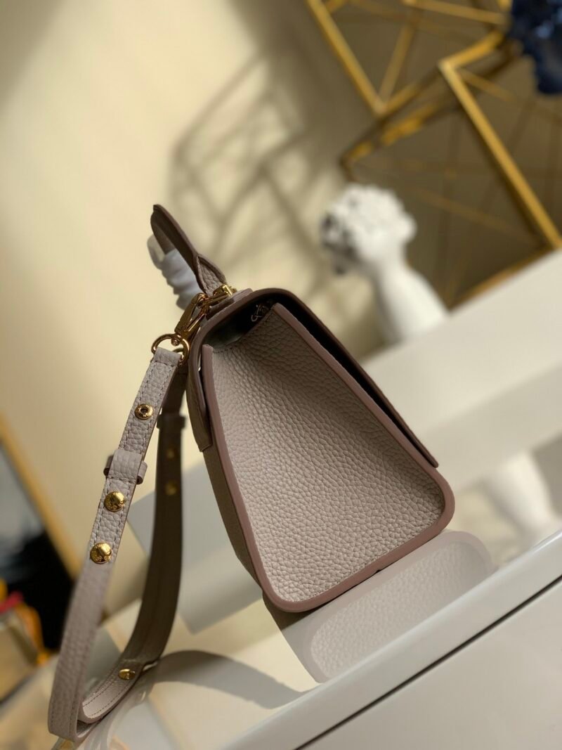 Louis Vuitton Twist One Handle-17.0 x 25.0 x 11CM