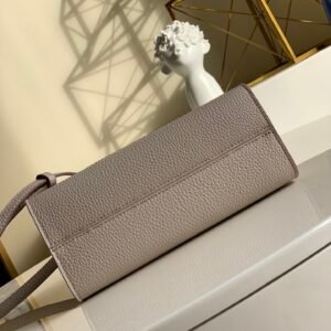 Louis Vuitton Twist One Handle-17.0 x 25.0 x 11CM