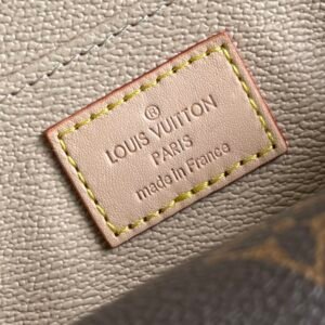 Louis Vuitton Cosmetic Pouch & Chain Bag M47515 17*12*6CM