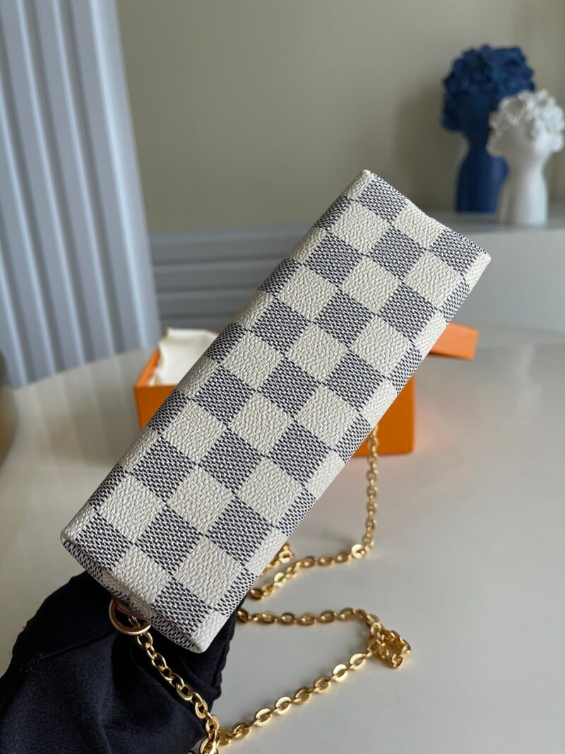 Louis Vuitton Cosmetic Pouch & Chain Bag M47515 17*12*6CM