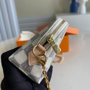 Louis Vuitton Cosmetic Pouch & Chain Bag M47515 17*12*6CM