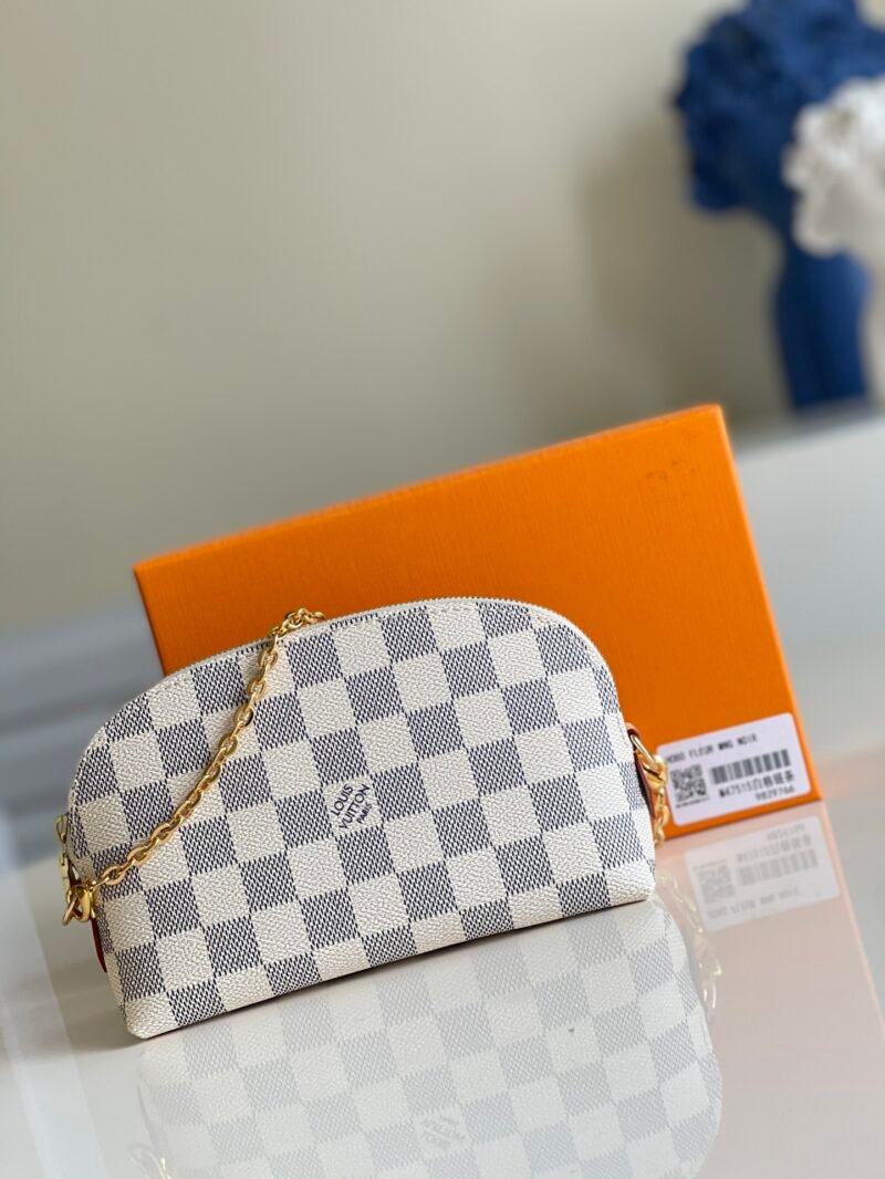 Louis Vuitton Cosmetic Pouch & Chain Bag M47515 17*12*6CM