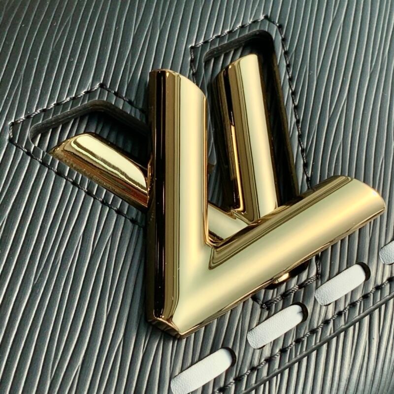 Louis Vuitton Wild at Heart Twist MM-23*17*9.5CM