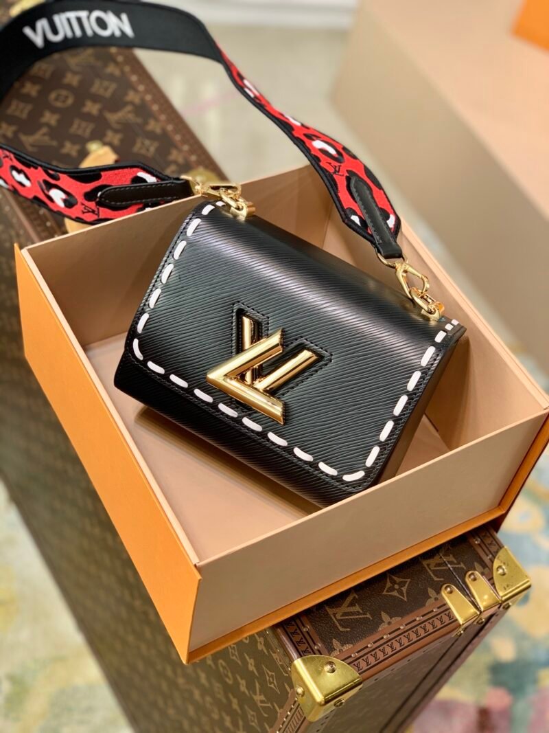 Louis Vuitton Wild at Heart Twist MM-23*17*9.5CM