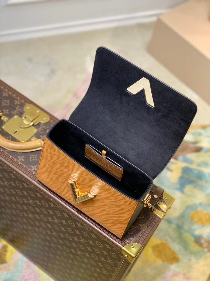 Louis Vuitton Twist MM-23*18*8CM